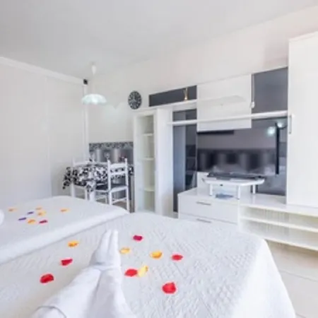 Olimpia Apartment *